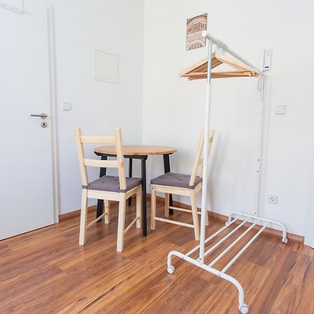 Full House Studios - Ls69 Apartments Halle  Bagian luar foto