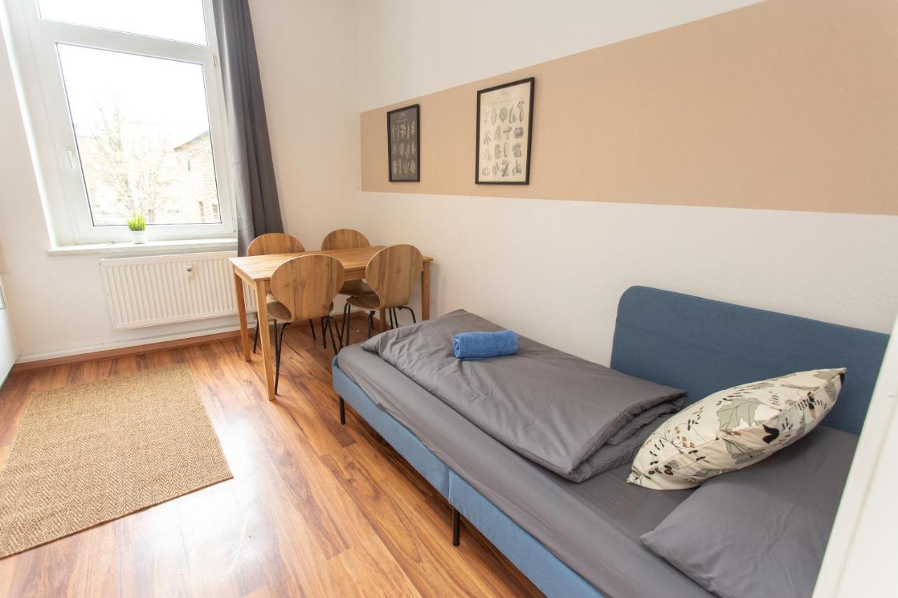 Full House Studios - Ls69 Apartments Halle  Bagian luar foto