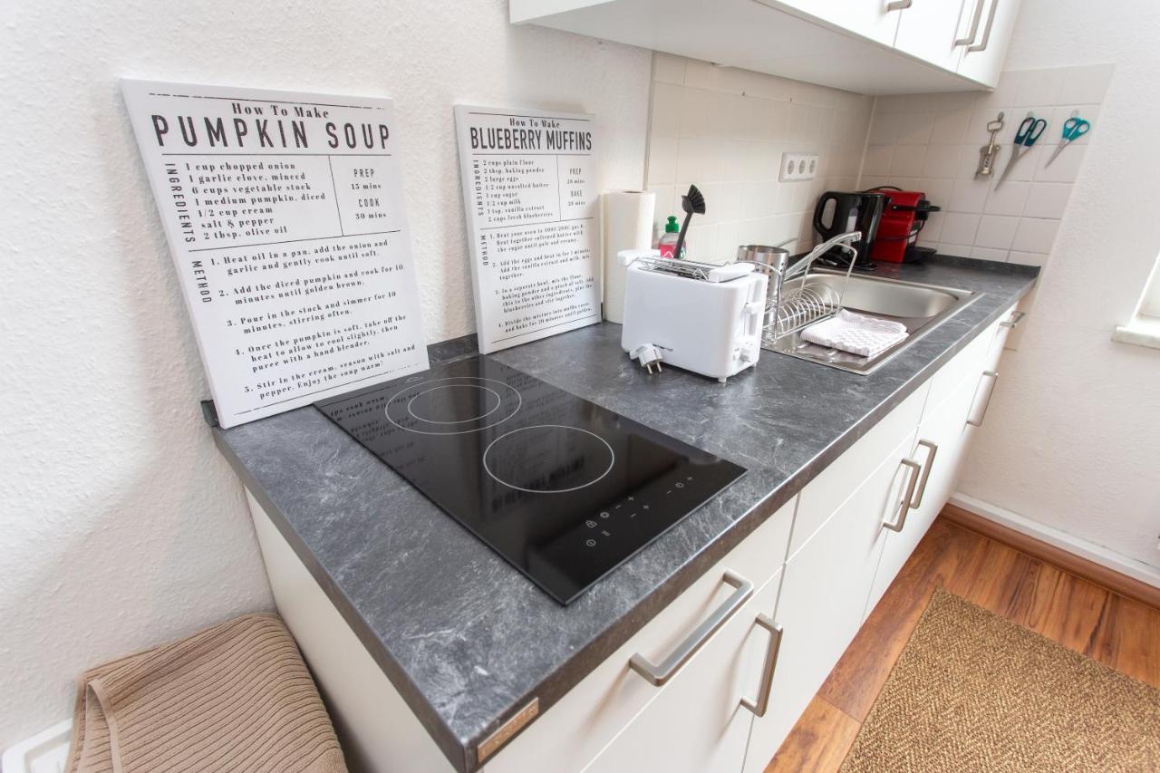 Full House Studios - Ls69 Apartments Halle  Bagian luar foto
