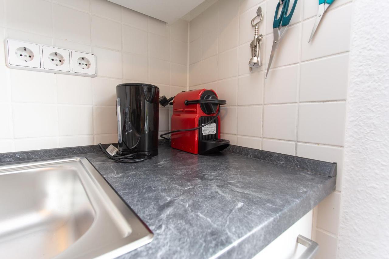 Full House Studios - Ls69 Apartments Halle  Bagian luar foto