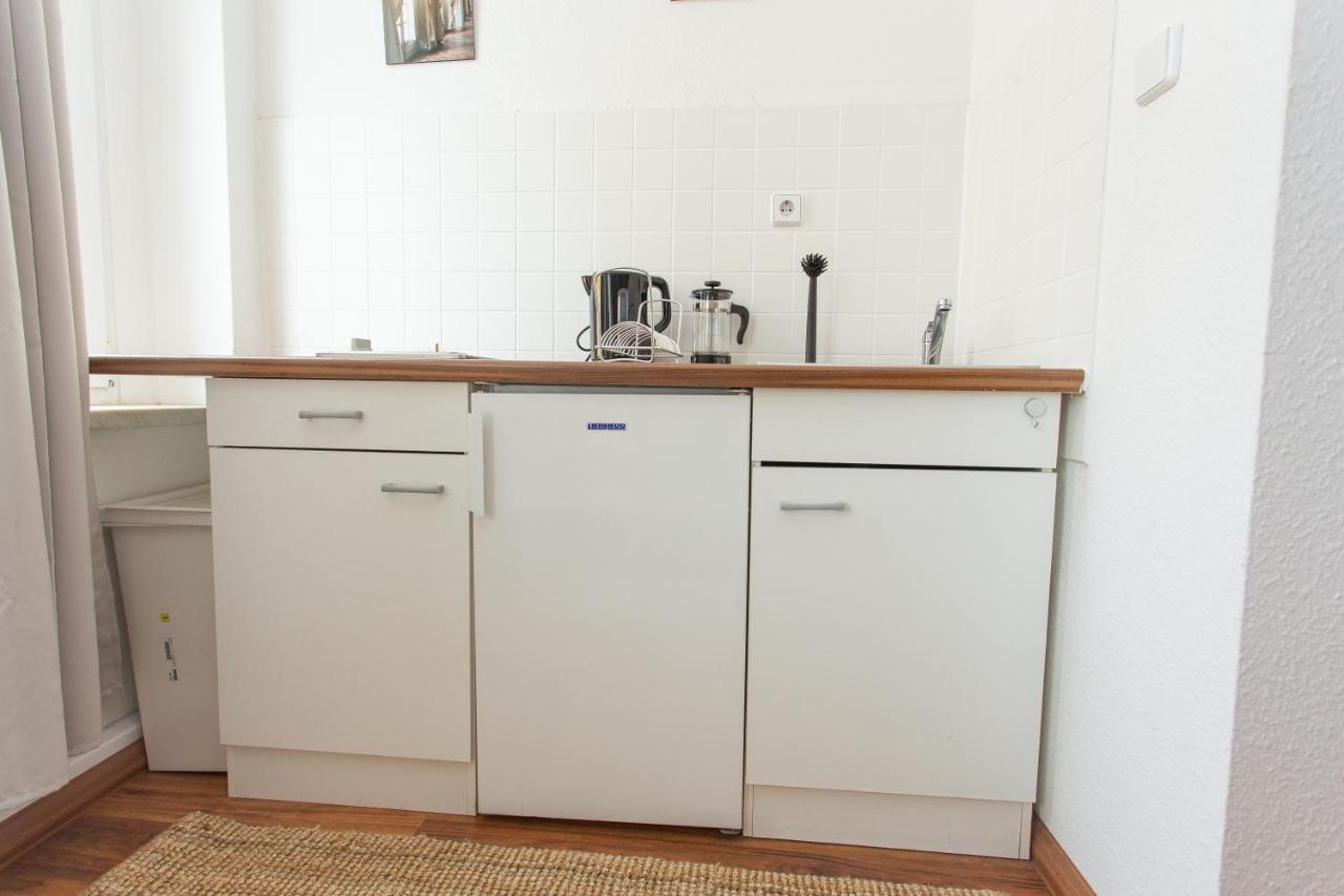 Full House Studios - Ls69 Apartments Halle  Bagian luar foto