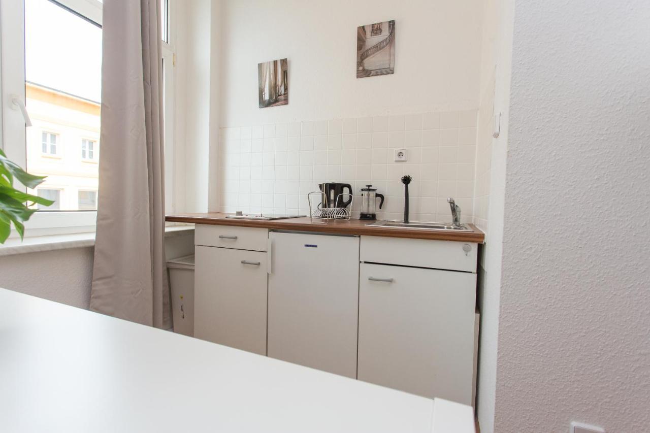 Full House Studios - Ls69 Apartments Halle  Bagian luar foto