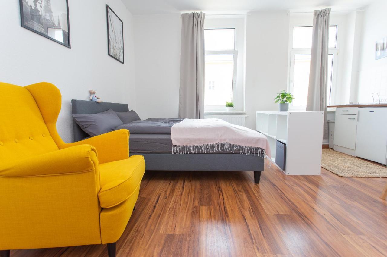 Full House Studios - Ls69 Apartments Halle  Bagian luar foto