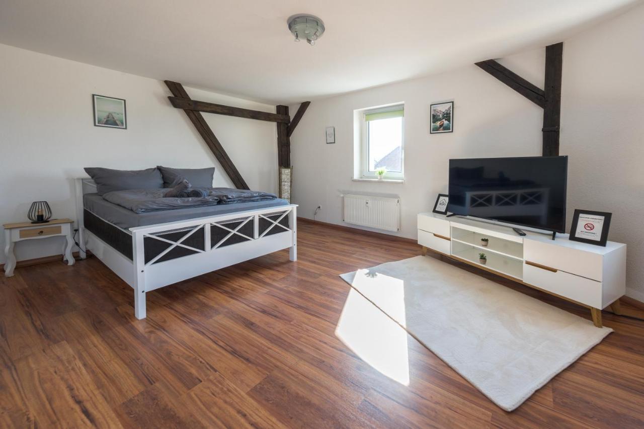 Full House Studios - Ls69 Apartments Halle  Bagian luar foto